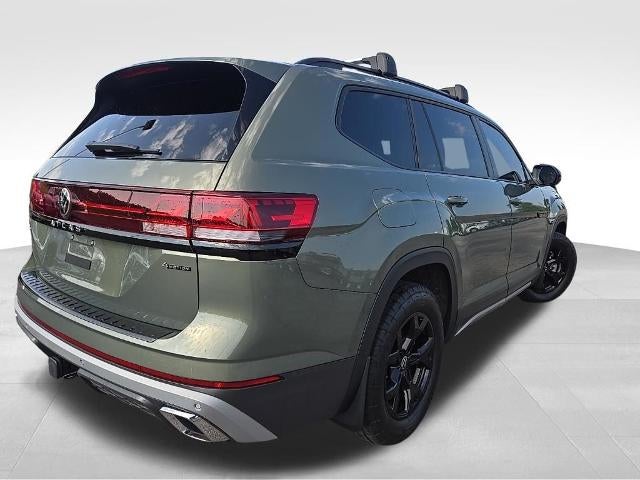 2024 Volkswagen Atlas 2.0T Peak Edition SEL 4MOTION