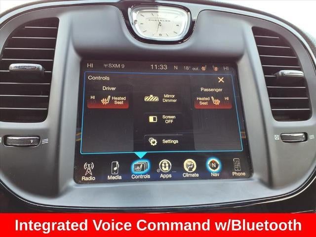 2015 Chrysler 300 4dr Sdn 300S RWD