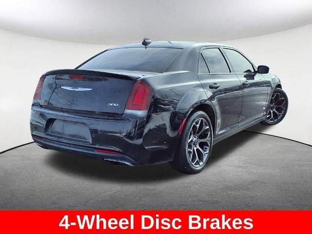 2015 Chrysler 300 4dr Sdn 300S RWD