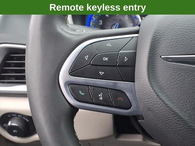 2023 Chrysler Pacifica Touring L FWD