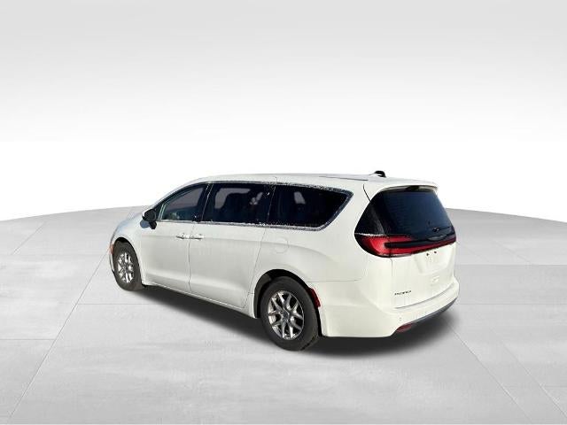 2023 Chrysler Pacifica Touring L FWD