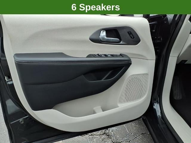 2023 Chrysler Pacifica Touring L FWD