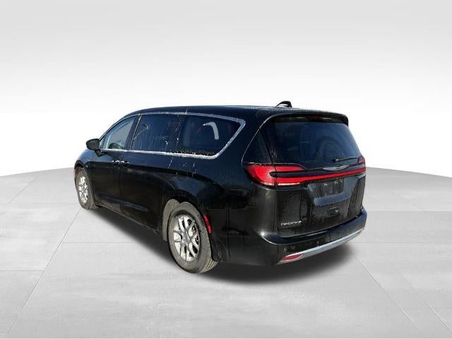 2023 Chrysler Pacifica Touring L FWD