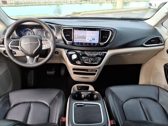 2023 Chrysler Pacifica Touring L FWD