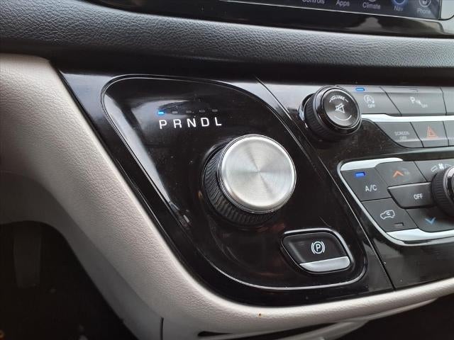 2017 Chrysler Pacifica Touring-L FWD