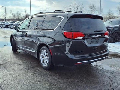 2017 Chrysler Pacifica Touring-L FWD