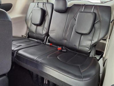 2017 Chrysler Pacifica Touring-L FWD