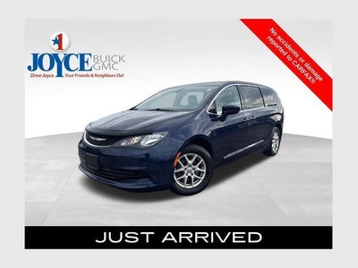 2017 Chrysler Pacifica Touring FWD
