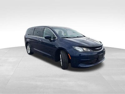 2017 Chrysler Pacifica Touring FWD