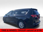 2017 Chrysler Pacifica Touring FWD