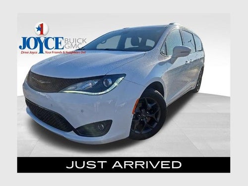 2020 Chrysler Pacifica Limited FWD