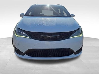 2020 Chrysler Pacifica Limited FWD