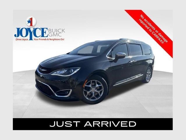 2017 Chrysler Pacifica Limited FWD