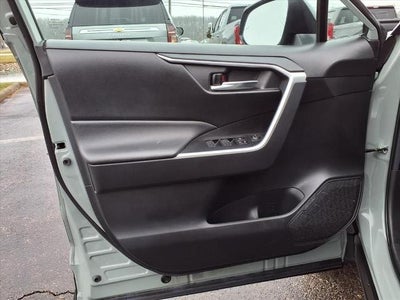 2023 Toyota RAV4 XLE AWD (Natl)