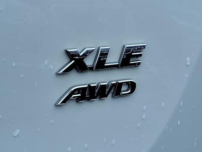 2018 Toyota RAV4 XLE AWD (Natl)