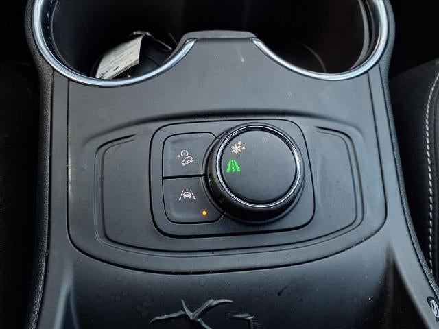 2023 GMC Terrain FWD 4dr SLE