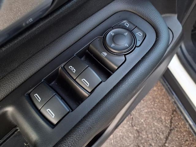 2023 GMC Terrain FWD 4dr SLE