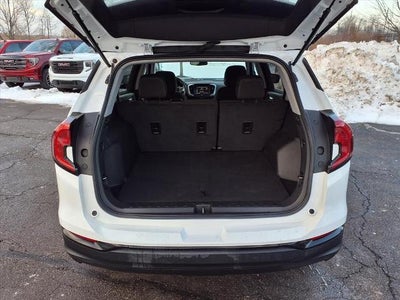 2023 GMC Terrain FWD 4dr SLE