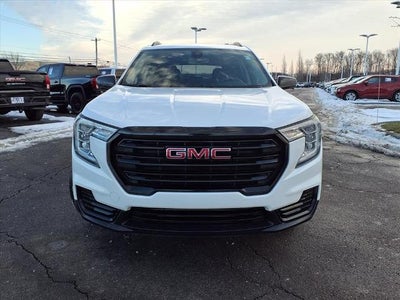2023 GMC Terrain FWD 4dr SLE