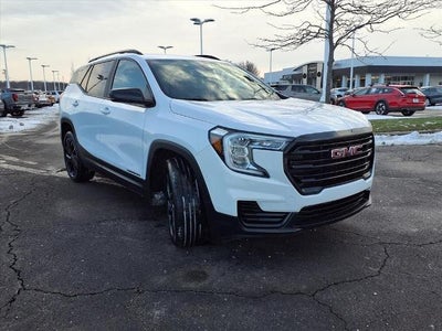 2023 GMC Terrain FWD 4dr SLE