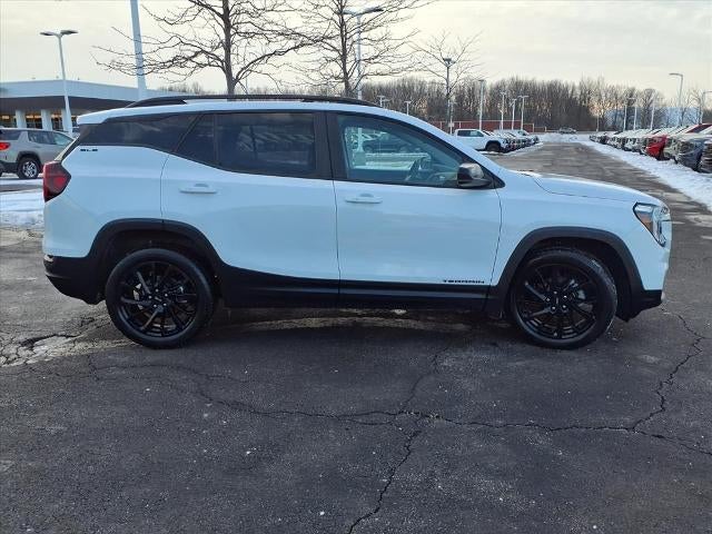 2023 GMC Terrain FWD 4dr SLE