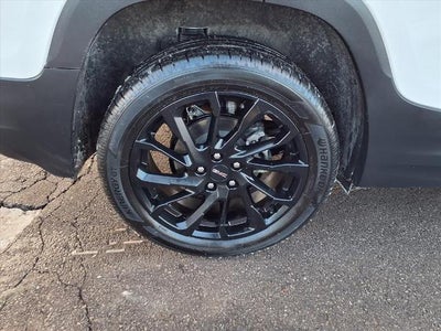 2023 GMC Terrain FWD 4dr SLE