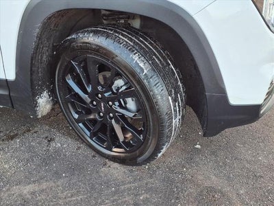 2023 GMC Terrain FWD 4dr SLE