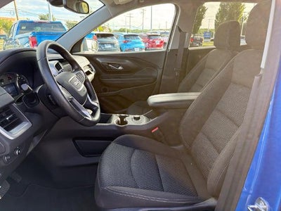 2024 GMC Terrain FWD 4dr SLE