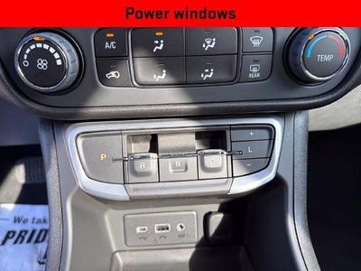 2024 GMC Terrain FWD 4dr SLE