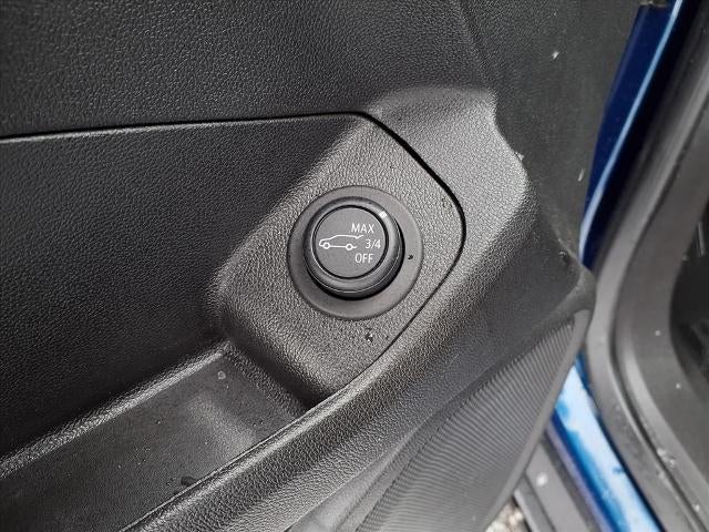 2023 GMC Terrain FWD 4dr SLE