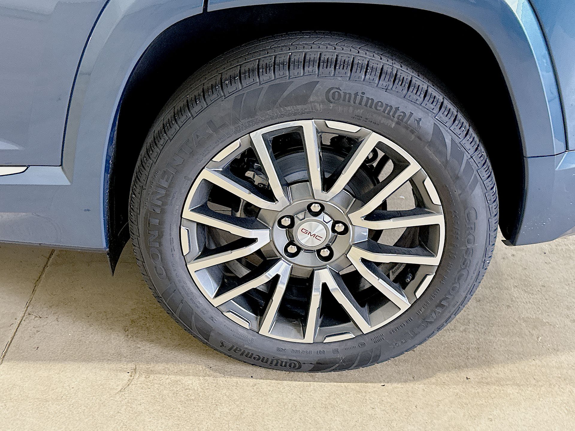 2027 GMC Terrain AWD 4dr Denali