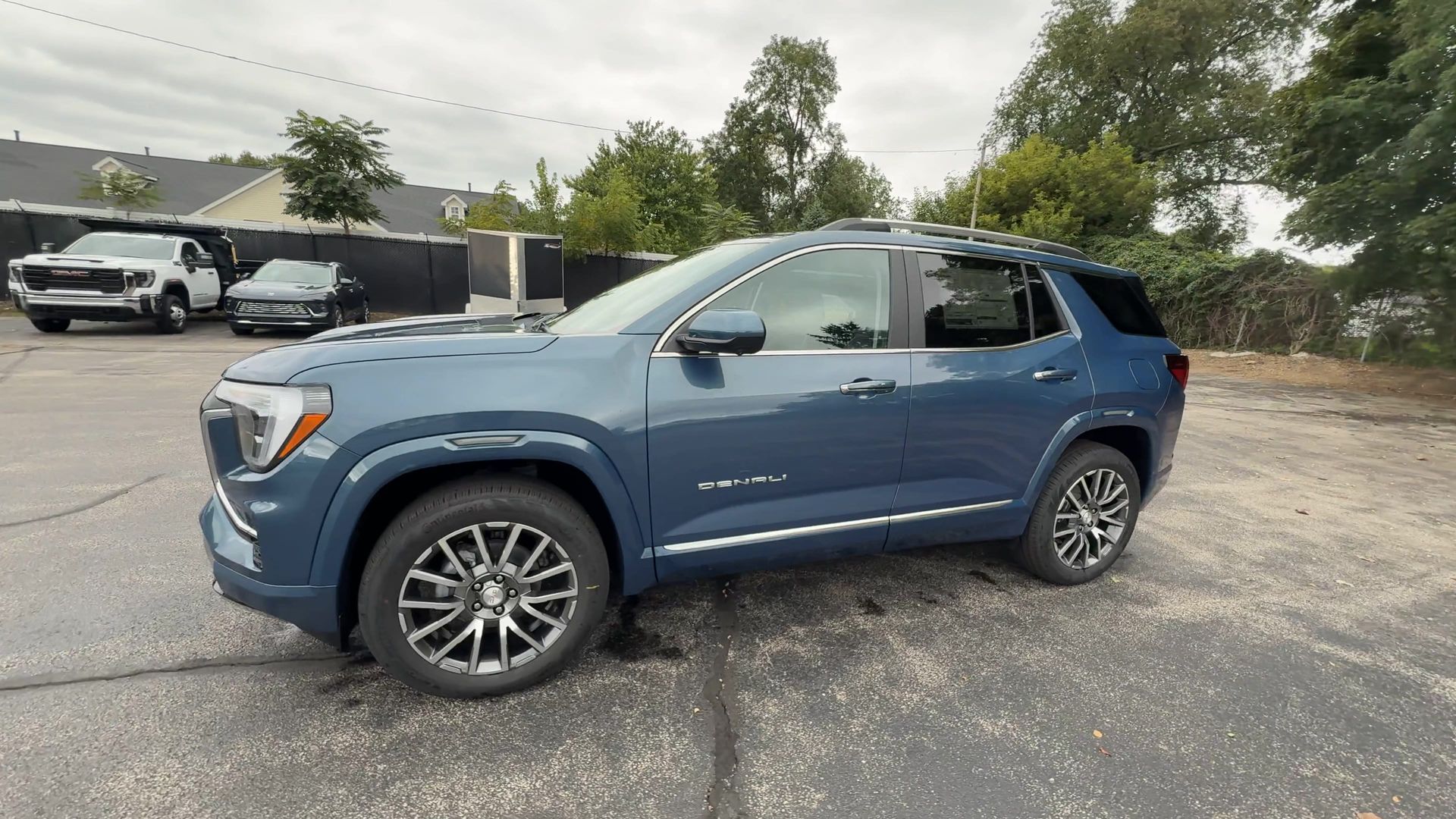 2027 GMC Terrain AWD 4dr Denali