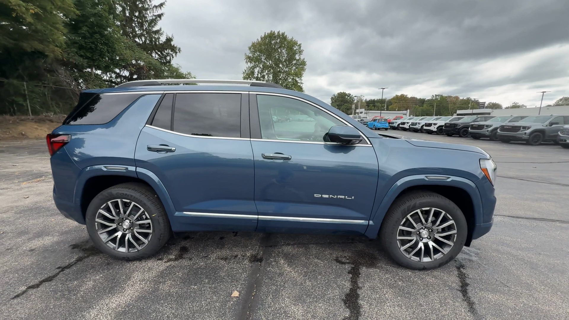 2027 GMC Terrain AWD 4dr Denali