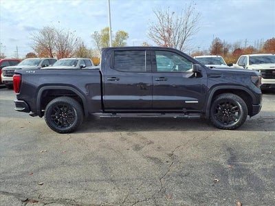 2022 GMC Sierra 1500 Crew Cab Short Box 4-Wheel Drive Elevation 3SB