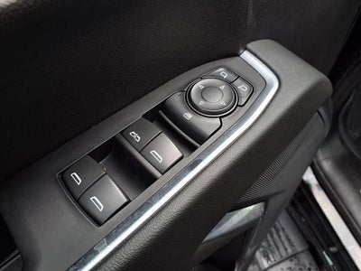 2022 GMC Sierra 1500 Crew Cab Short Box 4-Wheel Drive Elevation 3SB