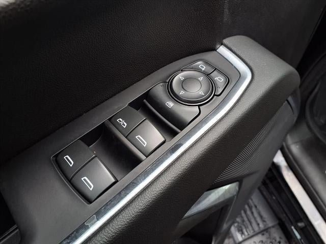 2022 GMC Sierra 1500 Crew Cab Short Box 4-Wheel Drive Elevation 3SB