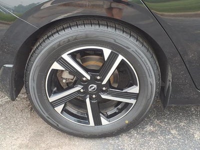 2025 Nissan Sentra SV CVT