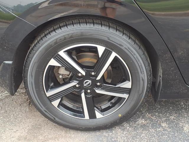 2025 Nissan Sentra SV CVT