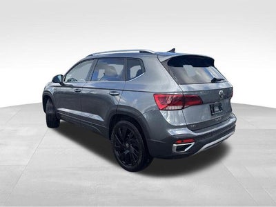 2024 Volkswagen Taos SEL 4MOTION