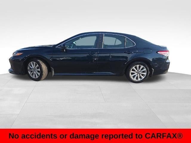 2018 Toyota Camry LE Auto (SE)