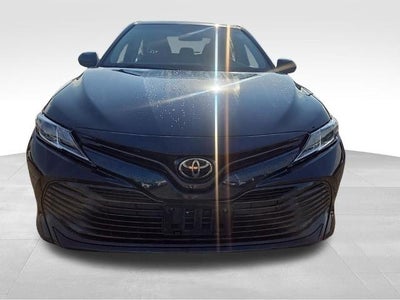 2018 Toyota Camry LE Auto (SE)