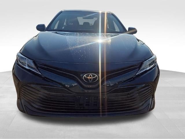 2018 Toyota Camry LE Auto (SE)