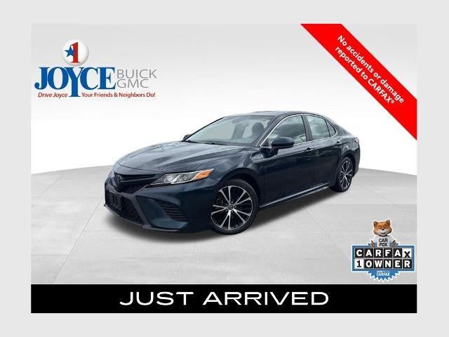 2018 Toyota Camry LE Auto (SE)