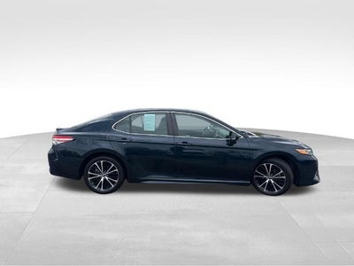 2018 Toyota Camry LE Auto (SE)