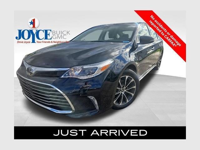 2017 Toyota Avalon XLE (SE)