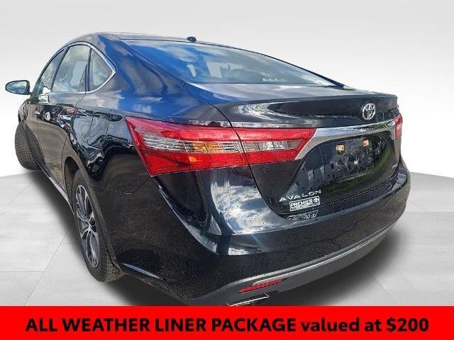 2017 Toyota Avalon XLE (SE)