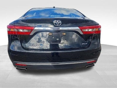 2017 Toyota Avalon XLE (SE)