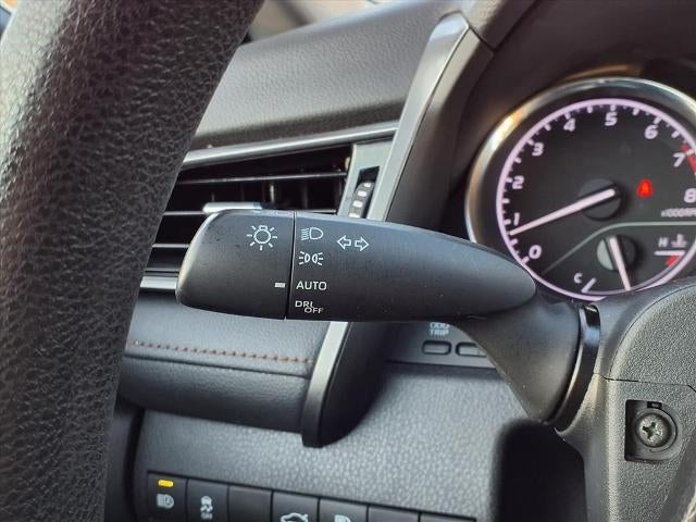 2020 Toyota Camry LE Auto (SE)