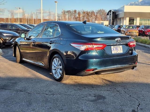2020 Toyota Camry LE Auto (SE)