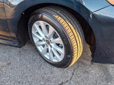 2020 Toyota Camry LE Auto (SE)